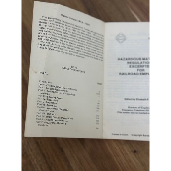 Hazardous Materials Regulations Excerpted For Railroad Employees BE Pamphlet 20 - Picture 14 of 16